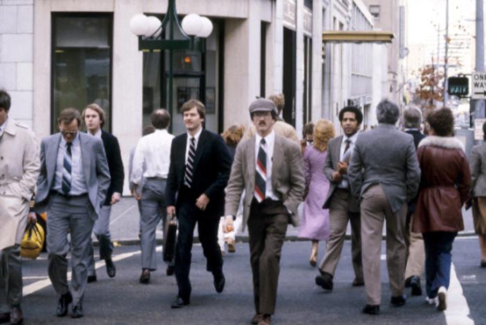Seattle downtown street scene in 1980 – 1999 estimated.